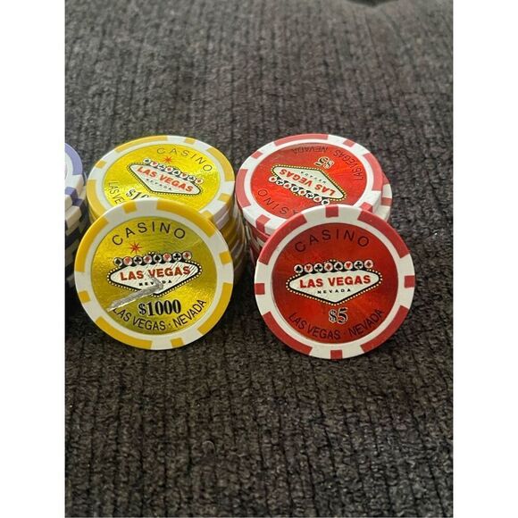 Las Vegas Casino Chips - Green 30, Purple 10, Red 10, Yellow 10 - Picture 5 of 13